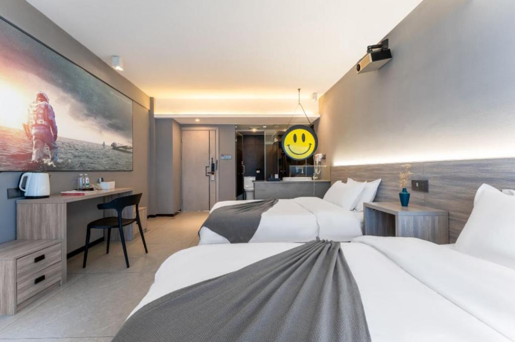Yangshuo Emoji Youth Hostel Esterno foto